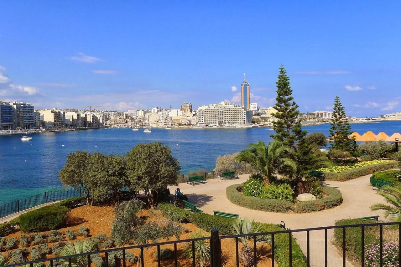 Picturesque Sliema Pad Steps From The Seafront Apartment Bagian luar foto
