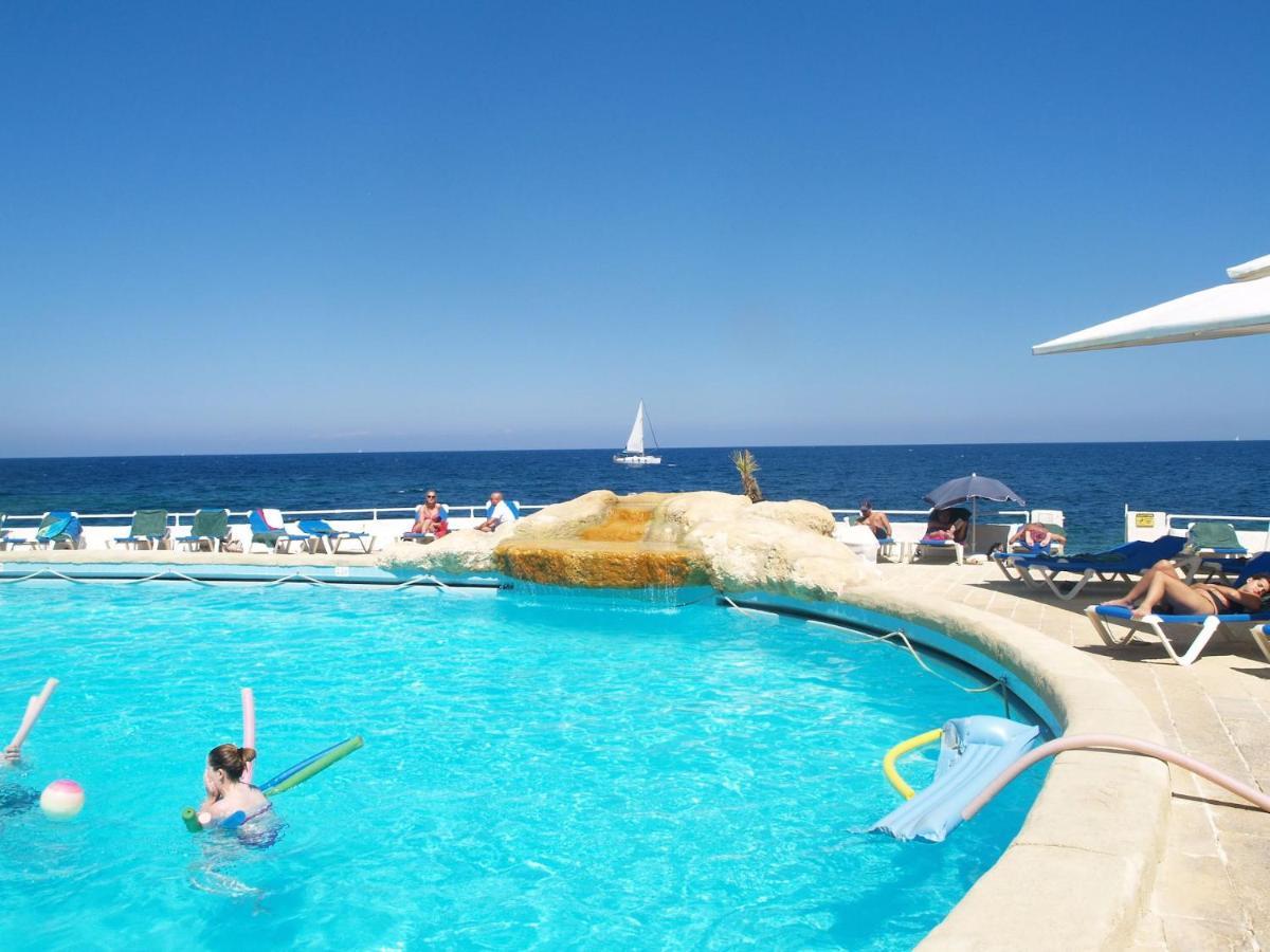 Picturesque Sliema Pad Steps From The Seafront Apartment Bagian luar foto