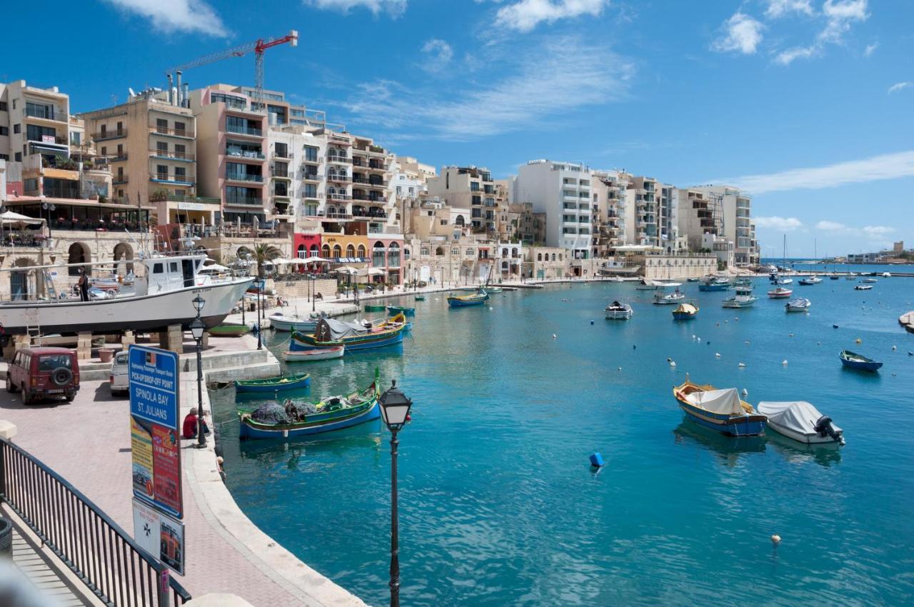 Picturesque Sliema Pad Steps From The Seafront Apartment Bagian luar foto